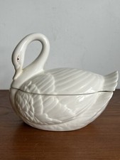 WHITE POTTERY SWAN LIDDED TRINKET POT MID CENTURY VINTAGE MARKS & ROSENFELD