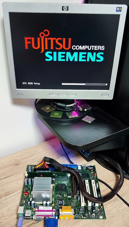 Fujitsu Siemens W26361-W22-X-02 W26361- W22-Z2-02-36 D1188-A11 GS2 Motherboard - Image 2 of 4