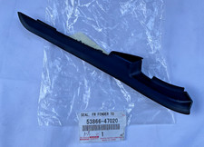 Toyota Front Right O/S Seal Front Fender To Cowl Prius Genuine New 53866-47020