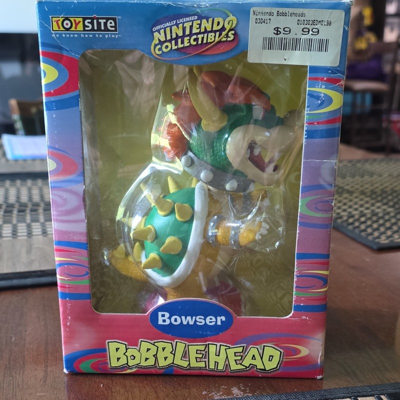 Toy Site Nintendo Collectibles Bowser Bobblehead Boxed Plastic 2002