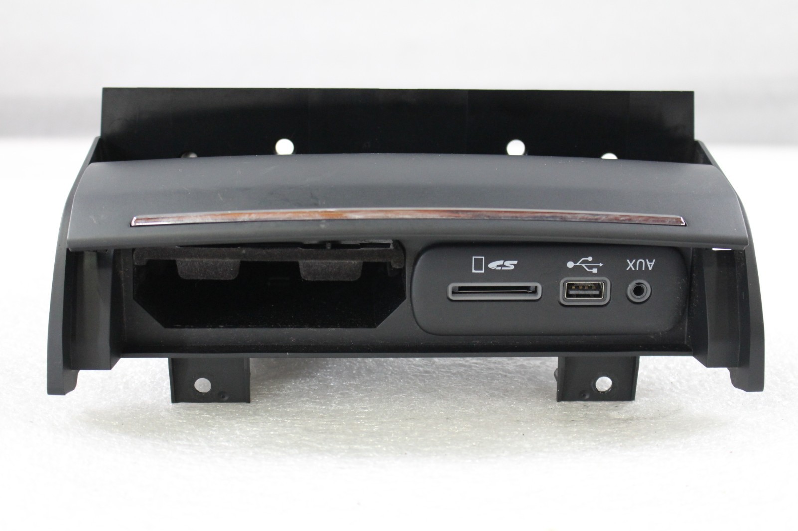 Maserati Ghibli, Quattroporte, Dash Phone Compartment Holder, Used, 670066186