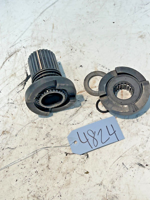 1979 John Deere 850 Tractor PTO Shaft w/ Overrunning Disc