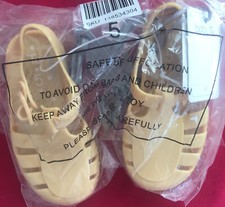 Size 5 Infant Yellow Plastic Sand Water Sandals