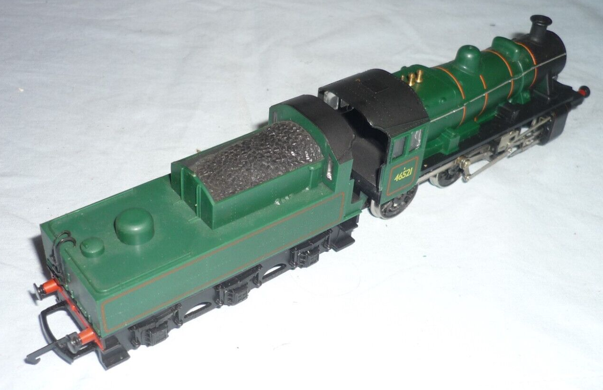 Hornby R852 00 Gauge Thomas & Friends James the Red Engine