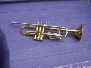 VINTAGE Conn 1000B Doc Severinson Trumpet w/ Mouthpiece mouth piece musical rare