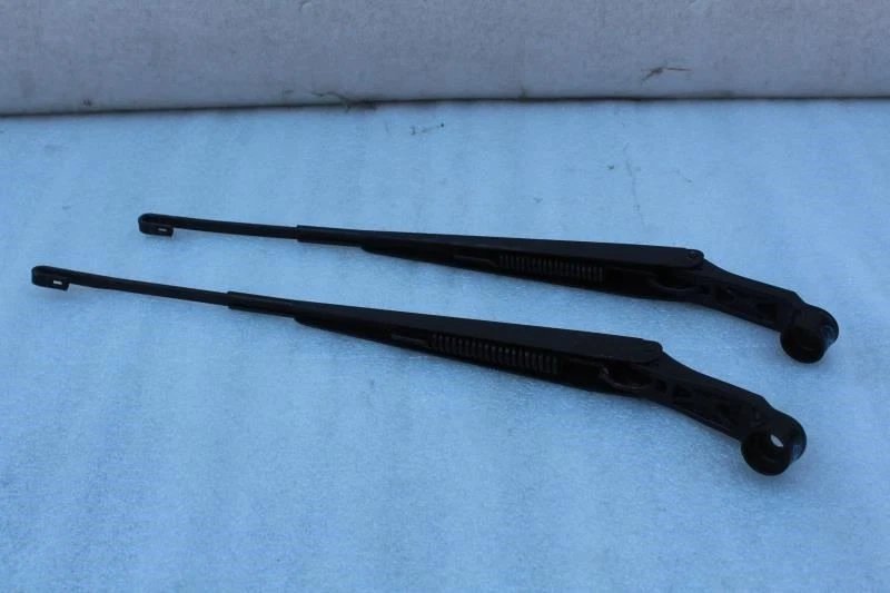 2001 2002 2003 2004 2005 2006 2007 TOYOTA SEQUOIA FRONT WINDSHIELD WIPER ARMS - Image 2 of 4