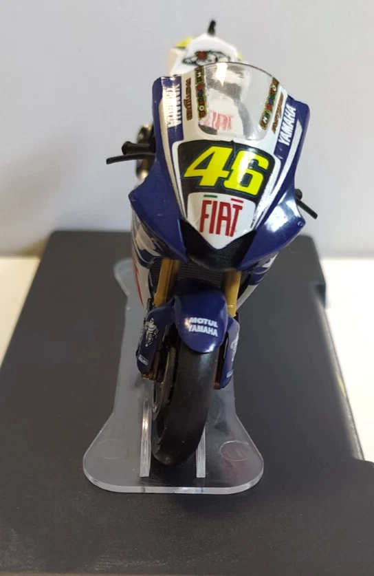 LEO MODELS VALENTINO ROSSI 1:18 MOTO YAMAHA YZR-M1 WORLD CHAMPIONSHIP 2007    V1 - Immagine 2 di 2