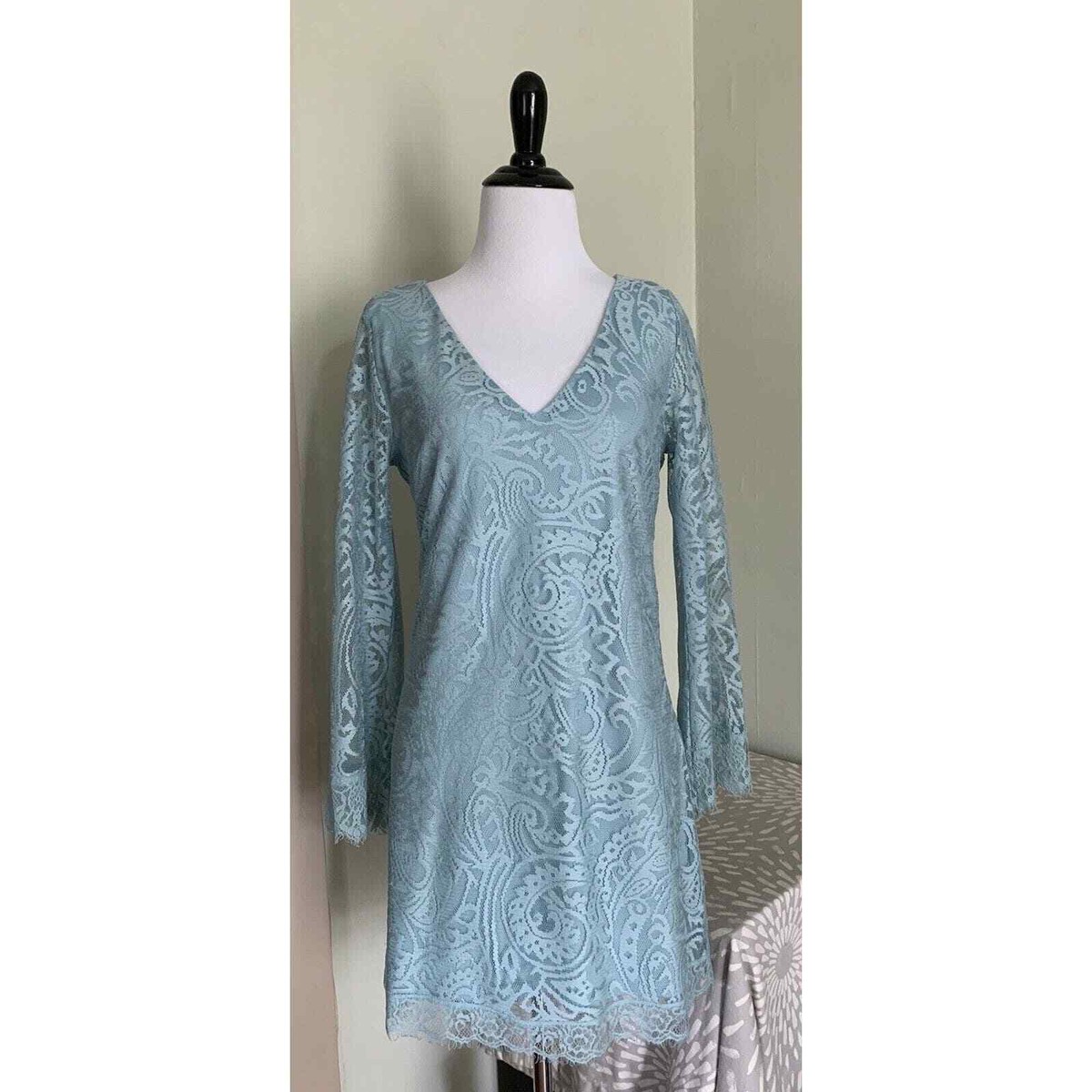 Charlotte Russe blue lace overlay long sleeve dress junior women size small  | eBay