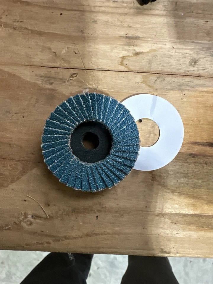 Weiler 50934 Bobcat 2" Diameter, 60 Grit, Zirconium, Plastic Backing, QTY 10 - Image 3 of 4