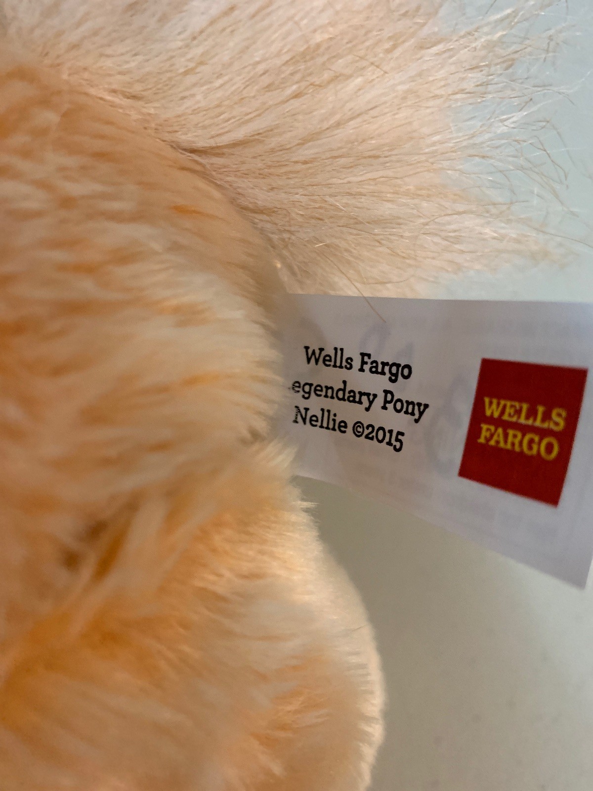 Wells Fargo Legendary Pony Nellie Tan Blu Giacca Peluche Animale 2015