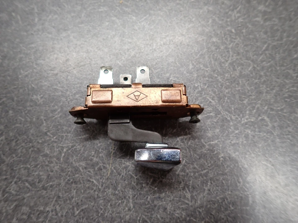 1964 Buick LeSabre Wildcat Electra переключатель аксессуаров / задний переключатель размораживания 64 - Изображение 4 из 4