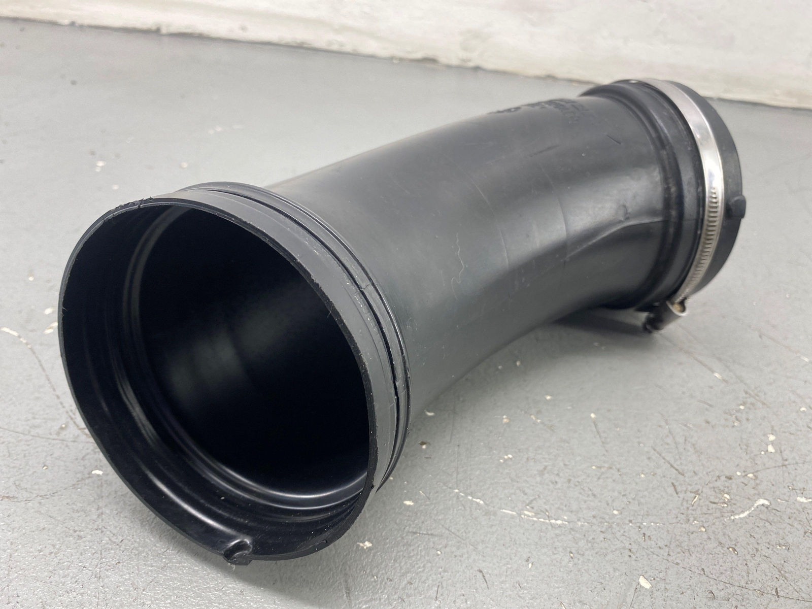 2020-2023 MCLAREN GT RIGHT AIR INTAKE TUBE PIPE 14F0204CP OEM 2021 2022