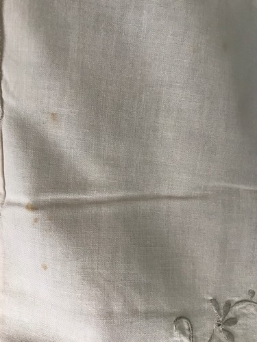 VINTAGE ECRU/PINKISH LINEN EMBROIDERED TABLECLOTH with NET LACE 68” By 86” - Picture 8 of 8