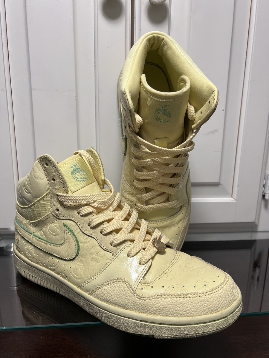 Nike womens court force high Premium QK / Size 11 / Lemonade Green 