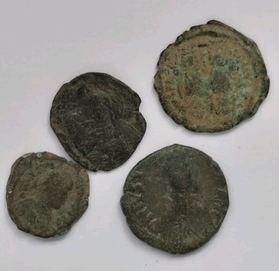 KONVOLUT 4 ANTIKE BYZANTINISCHE BRONZE FOLLES /V-XI Jahrhundert n. Chr./