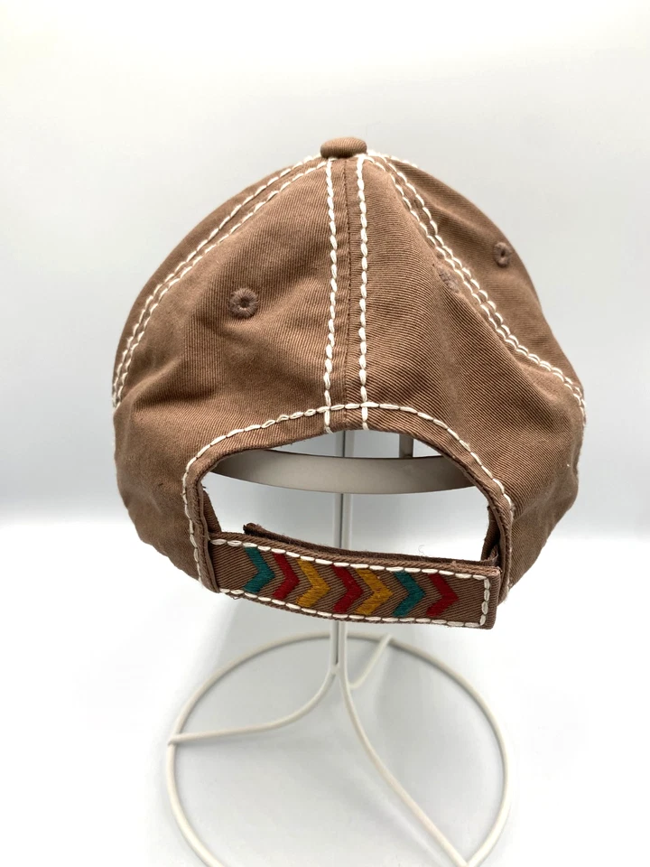 Gorra Free Spirit Native ajustable con tirantes envejecida Foto 3 de 4