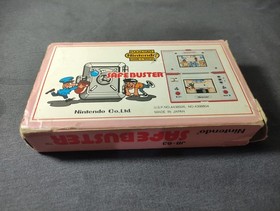 Vintage Nintendo Safe buster Multi Scren Game and watch cib complete pocket size