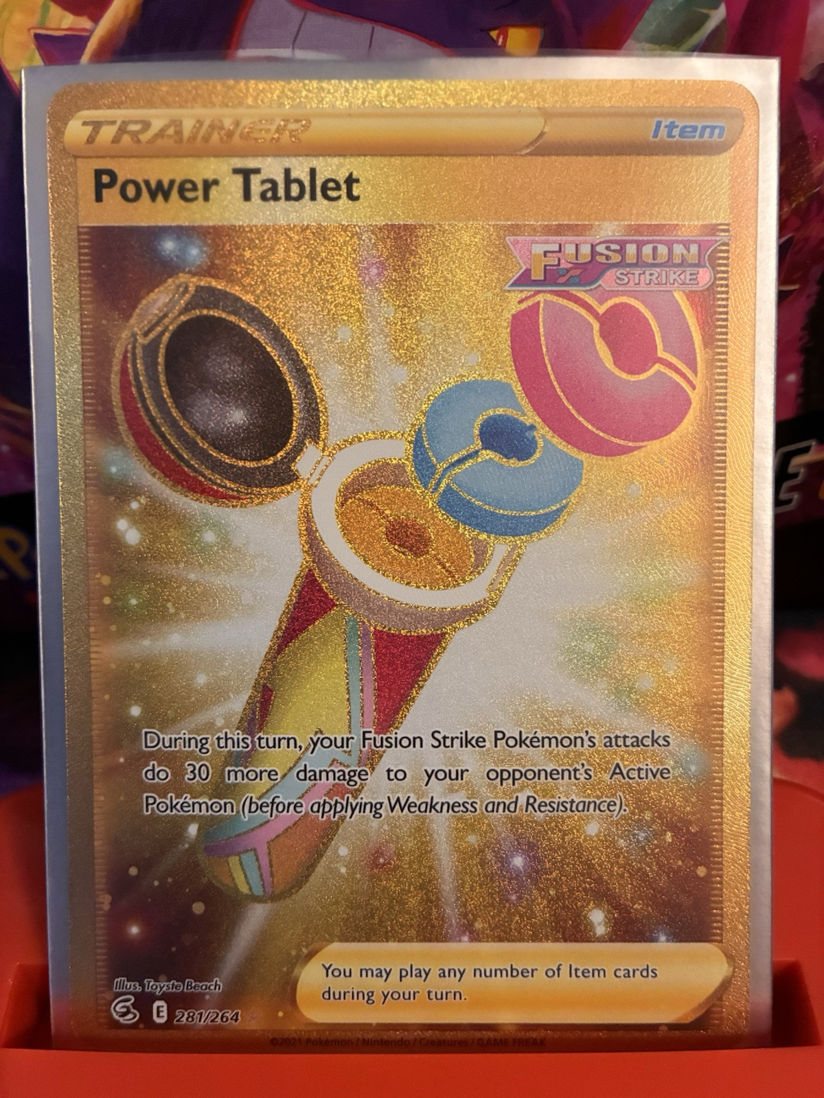 Power Tablet Trainer 281/264 Secret Rare Gold Pokémon 2021 Fusion Strike NM/M