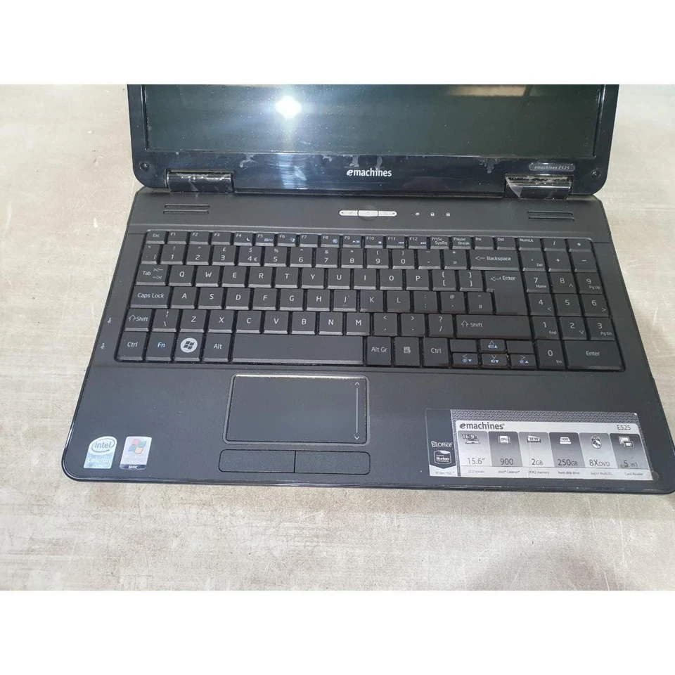 Emachines E525 KAWF0 Laptop Black 15.6" LCD Display Windows Vista - For Parts - Image 3 of 4