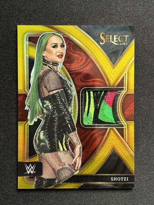 Panini Select Shotzi Blackheart 4-Color-Worn-Patch Gold/10