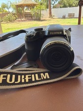 Fujifilm Finepix S9400W 16MP Digital Camera - 50x Zoom