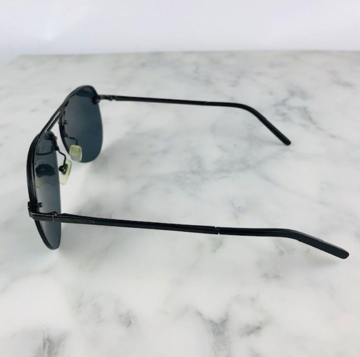 LOUIS VUITTON Clockwise Monogram patterned metal … - image 7