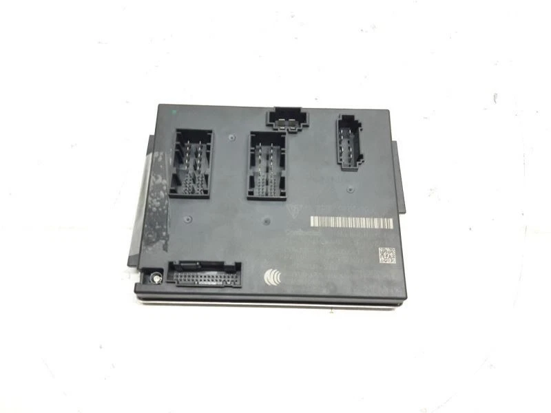 Porsche Macan 2016 módulo de control de carrocería delantera 7PP907064JL Foto 4 de 4