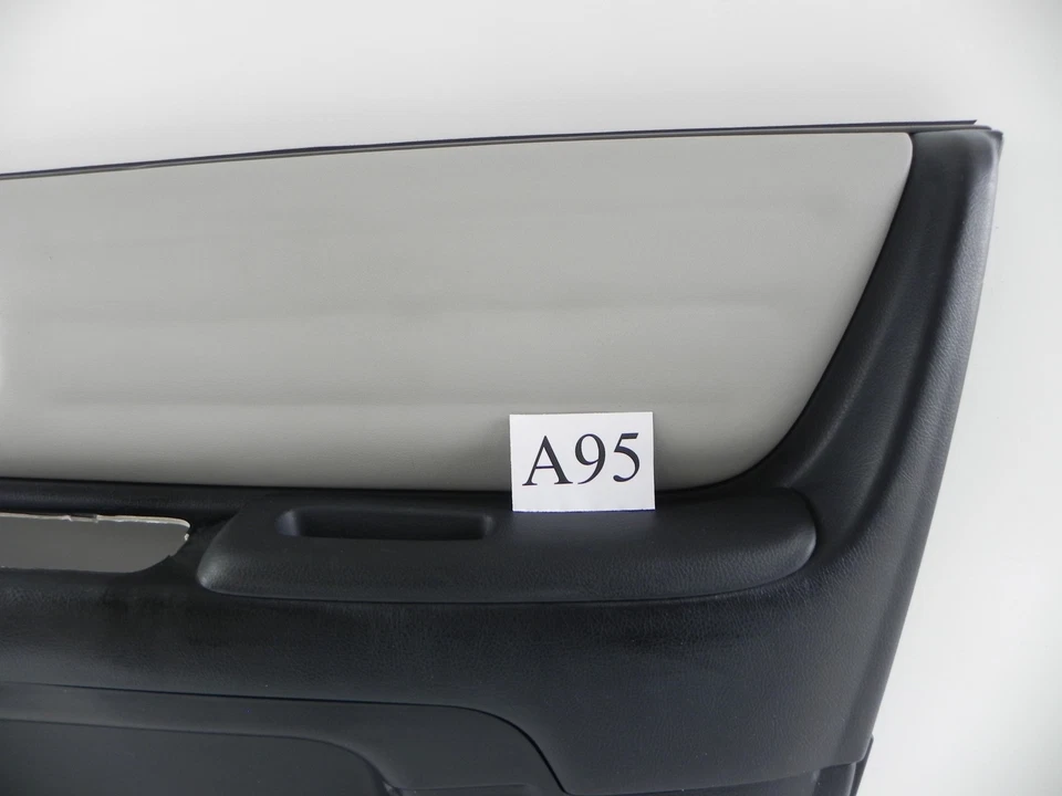 Lexus IS300 2004 panel de cubierta de moldura de puerta lado del pasajero delantero derecho OEM +++ #A95 Foto 3 de 4