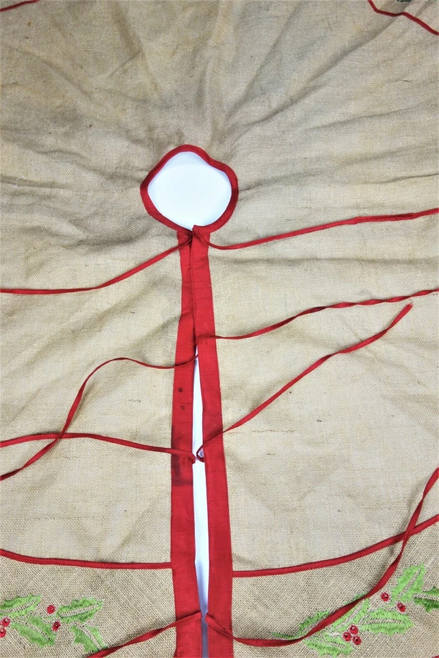 54” Christmas Tree Skirt Burlap Jute Embroidery Holly Primitive Folk Country - Image 3 of 4