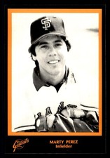 1977 San Francisco Giants Team Issue Black Border Marty Perez NM/MT