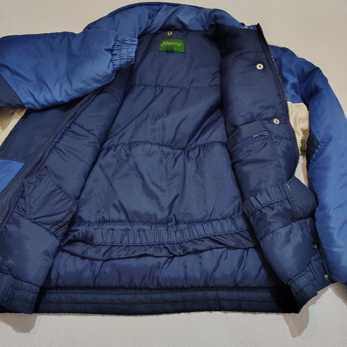 St. John's Bay padded jacket 90’s St Johns Bay 90s Jacket Puffer Size M Blue White Colorblock