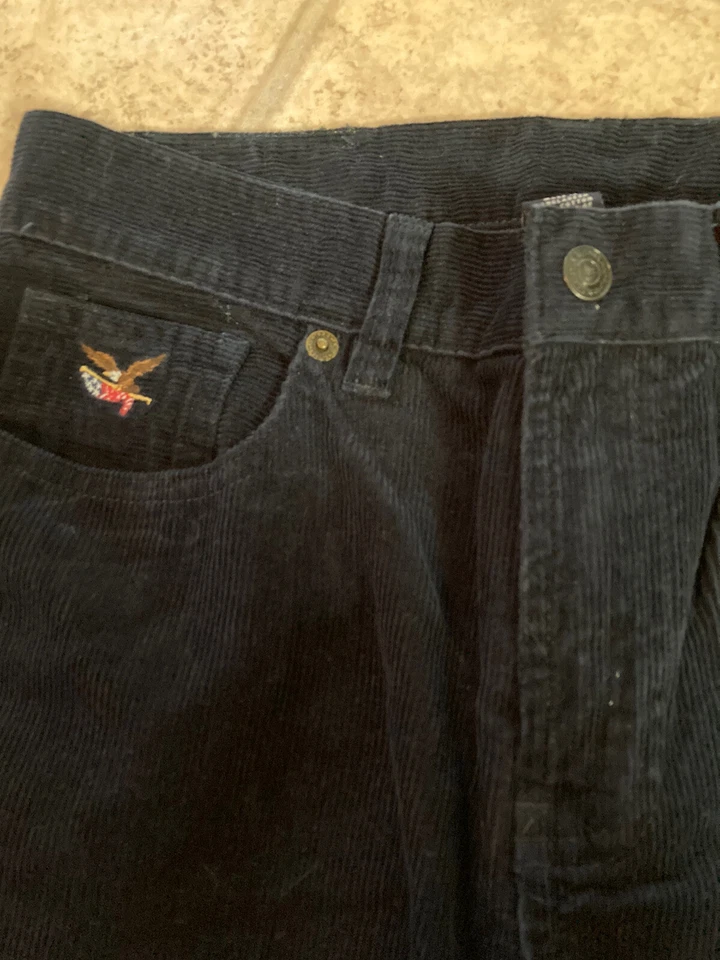 American Living Pantalón Pana Niño Azul Marino Foto 2 de 4