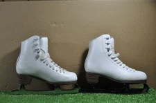 Jackson Mystique 1490 size 4 C womens figure ice skates w/Mark II blades VGC #