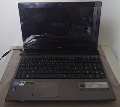 Acer Aspire 5750 Series Display 15,6'' Notebook Lap Top ( 2036 )