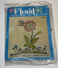Vintage Sew N Tell Crewel Kit Pillow Wall Han...