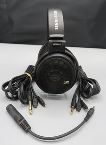 Sennheiser HD660s (最終値下げ) ゼンハイザー、オープンバック型デザインのハイエンドヘッドホンHD