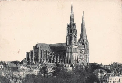 28 CHARTRES LA CATHEDRALE - Photo 1/2