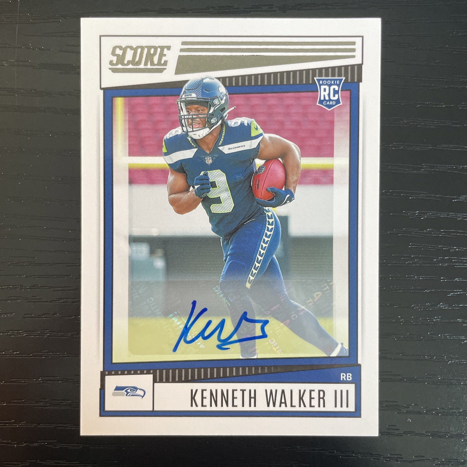 Kenneth Walker III 2022 Score #329 Rookie Signatures Price Guide