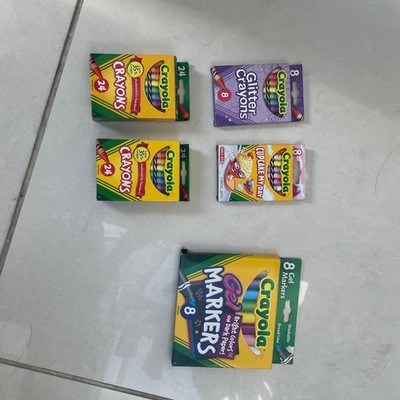 Crayola crayon marker set #575de8