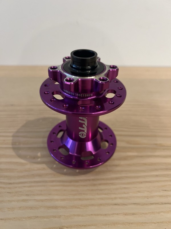 Pfive / ZTTO Front MTB Hub Purple 32H Non-Boost 6 Bolt Thru Axle