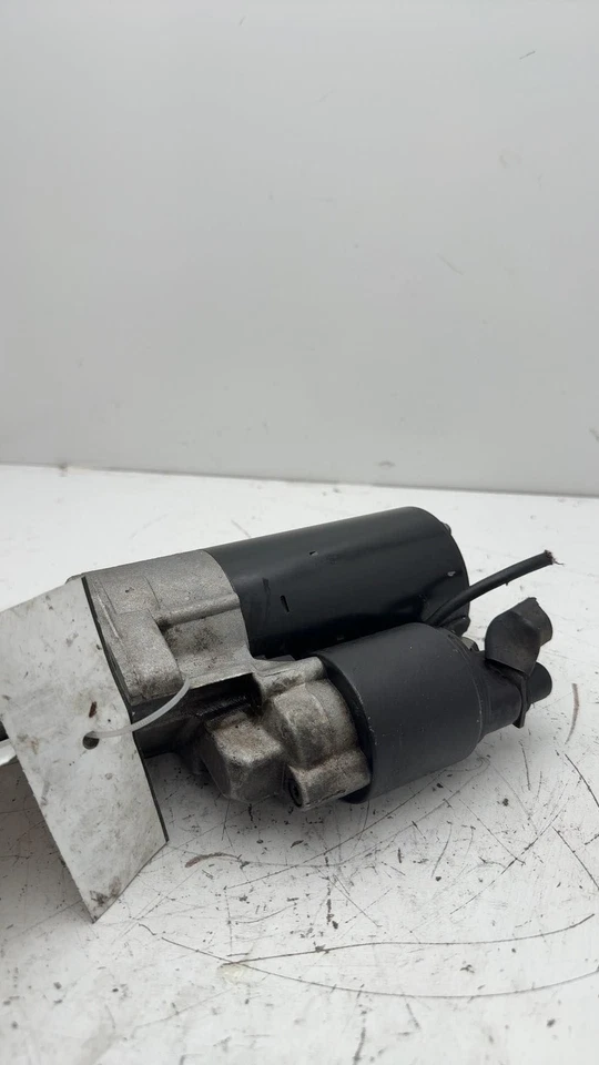 98 99 00 01 02 03 04 05 MERCEDES CLASE C Motor De Arranque Mercedes-Benz Foto 3 de 4