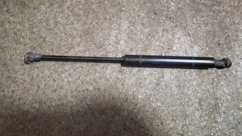 BMW 5 E39 Motorhaubenstrebe vorne rechts 51238174866 2.50 Petrol 125kw 33755354