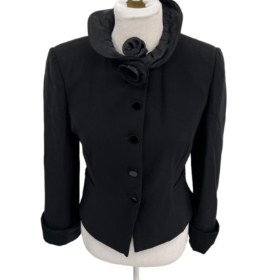 上質 ARMANI COLLEZIONI ショートジャケット 38 リボン 黒 Armani Collezioni Jacket Black Silk Crepe Ruffle Collar Blazer