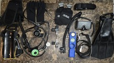 SCUBA DIVING EQUIPMENT LOT