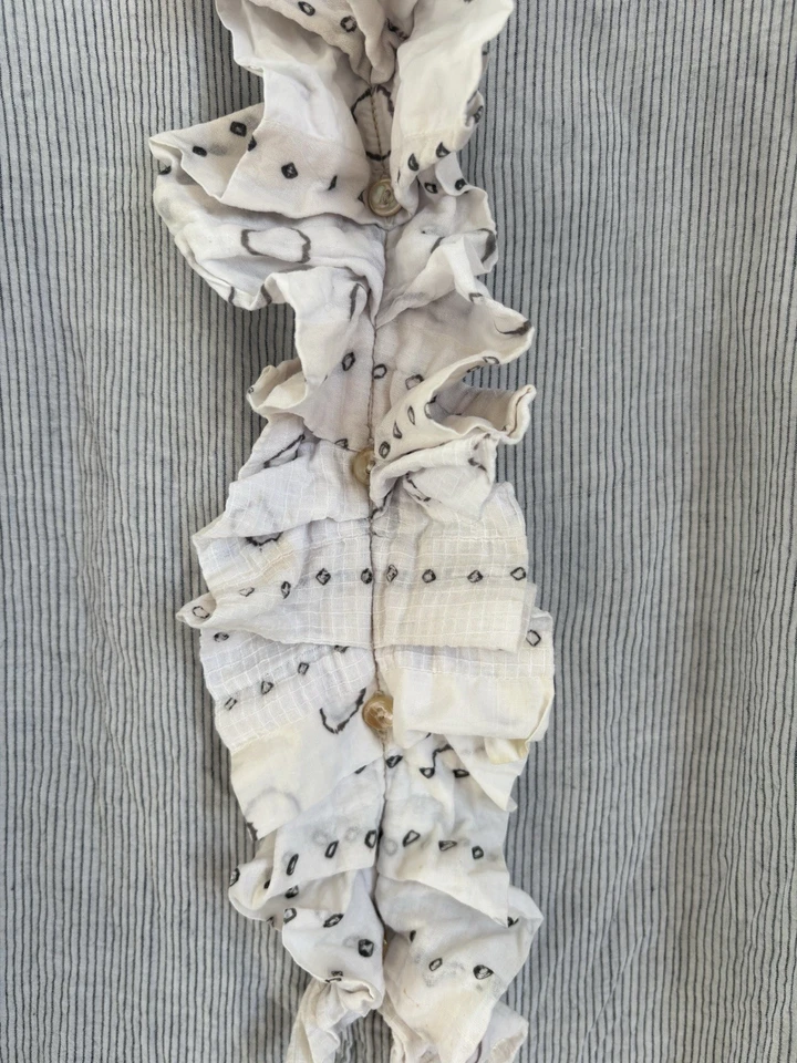 DOSA size 1 Blouse.  100% Cotton.  Super Cute Tuxedo Ruffle Front - Image 2 of 4