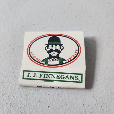 J.J. Finnegans Food & Spirits W Dundee IL Holland GR MI Vintage Full Matchbook
