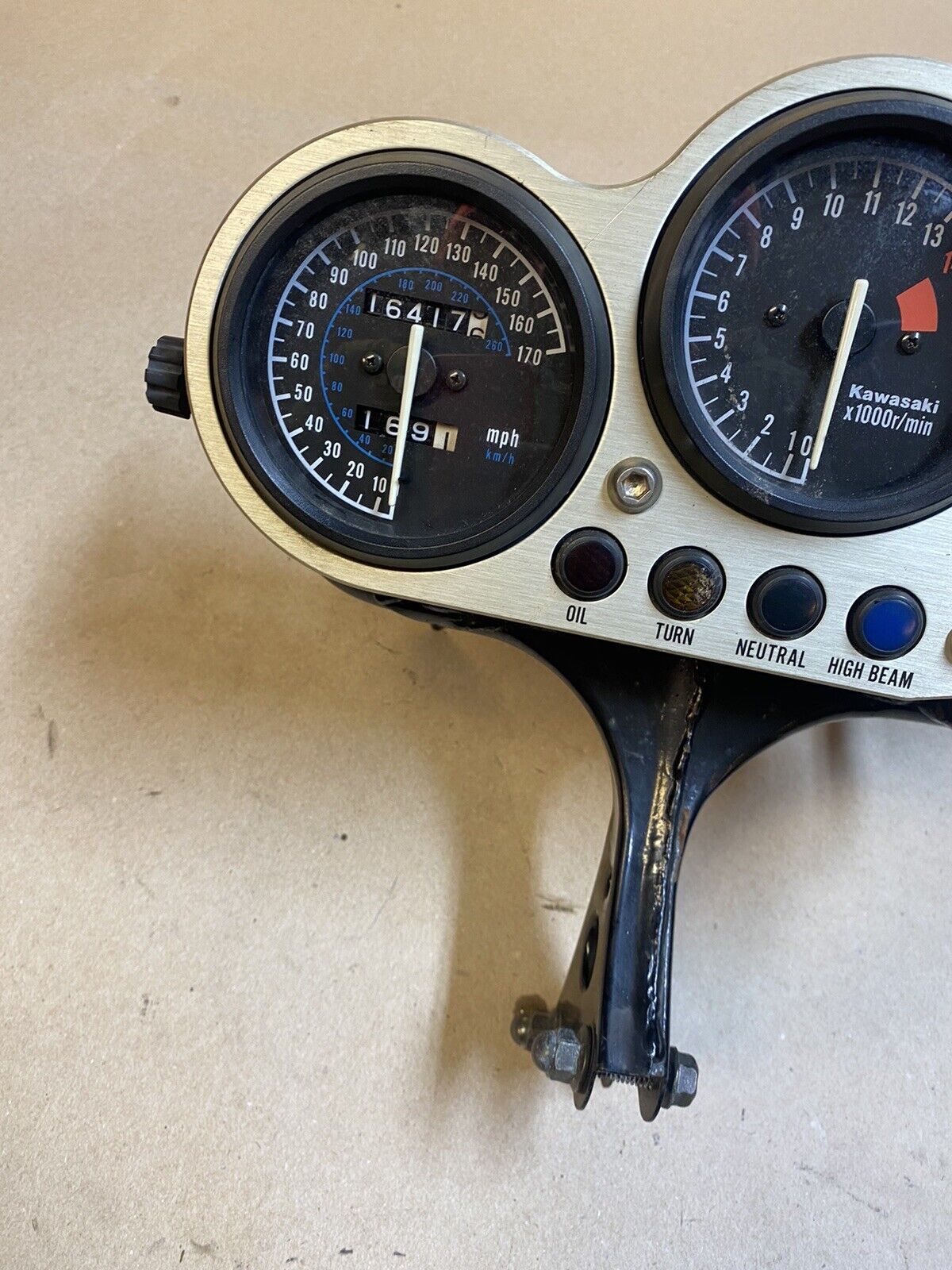 95-97 Kawasaki Ninja ZX6R Gauges Speedo Tach Cluster Speedometer Mount OEM  #0121