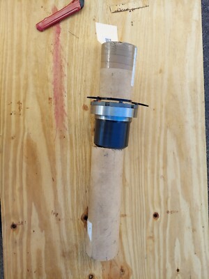 New  V.06564.104.11.00/00, V.O6564.105.00.00/01 Oil Pump Spindle