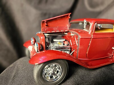 ミニカー GMP VINTAGE DEUCE  1/18 GMP Vintage Deuce Series Release#1 1932 Ford Highboy Tom's Garage