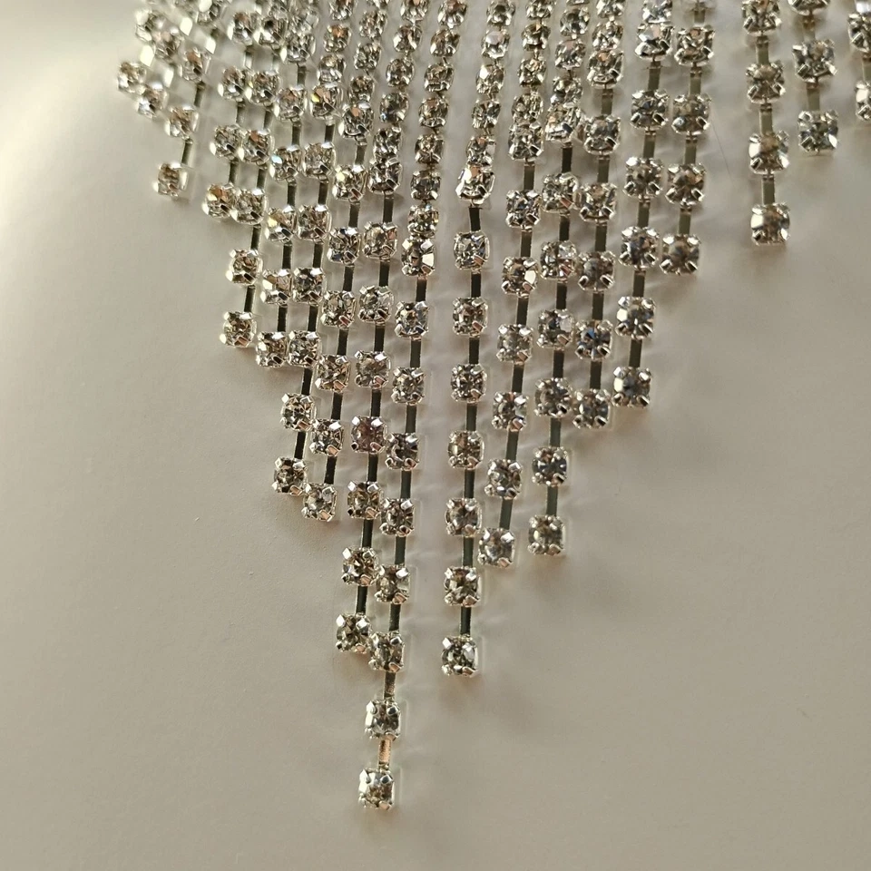 Collar con flecos de diamantes de imitación Drag Eleganza enchapado en latón 15-21" joyería de moda Foto 2 de 4